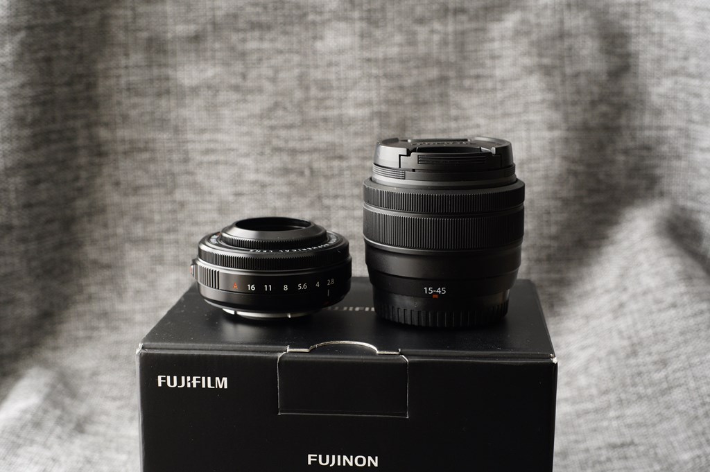 Fujifilm XF 27mm f/2.8 R WR Pancake Lens vs Fujifilm XC 15-45mm 
